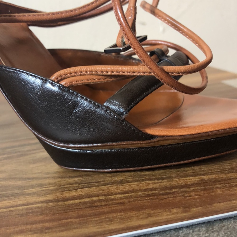 Vintage Sergio Rossi Italian Made strappy leather sandals. Size 6 - Picture 8 of 10